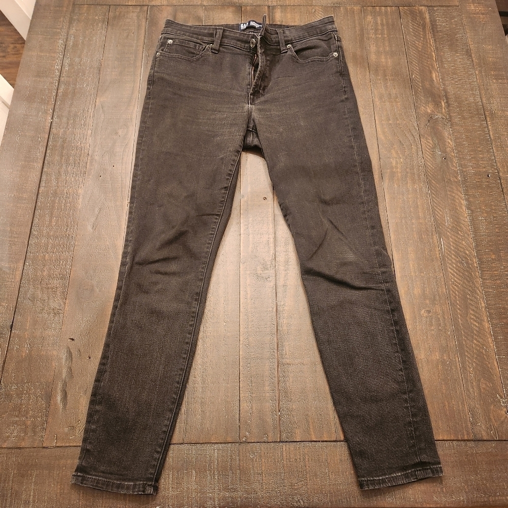 GAP Universal Skinny Jeans size 10/30